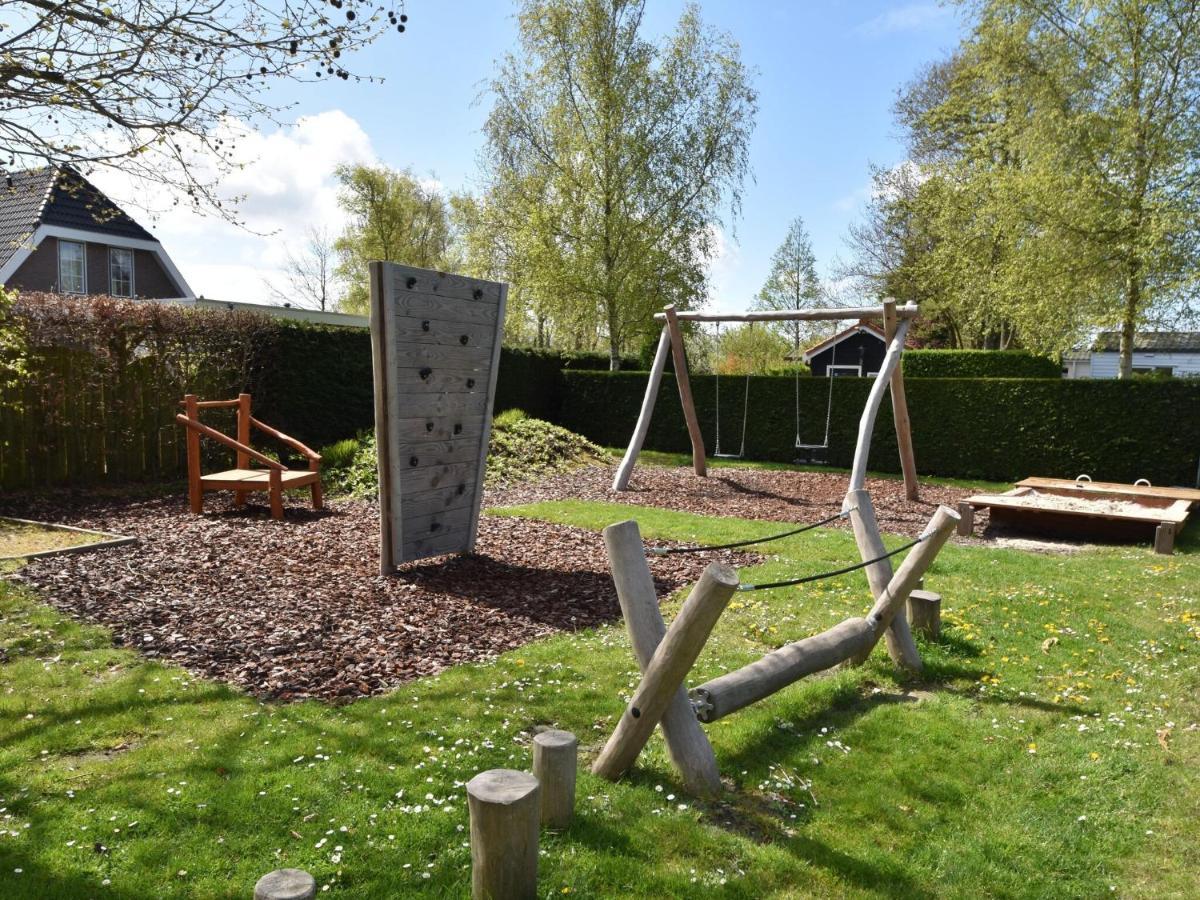 Cozy Chalet For 5P With Garden In A Lovely Area Near Goedereede Exteriör bild